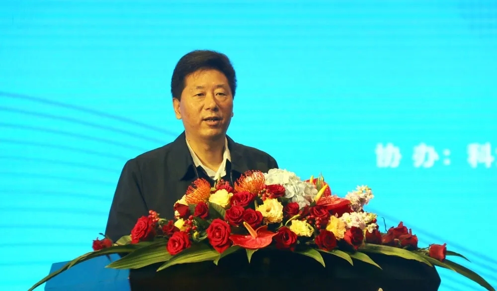 1西南大学副校长、教授 靳玉乐.webp.jpg